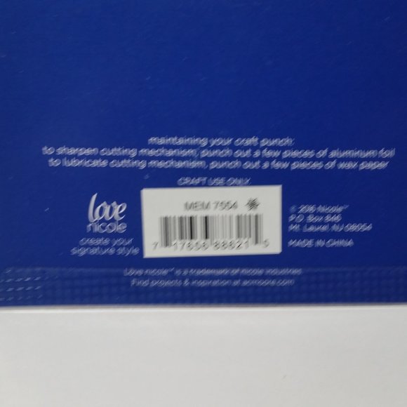 Lever Action Craft Punch Snowflake Christmas Snow Holiday - Picture 8 of 9